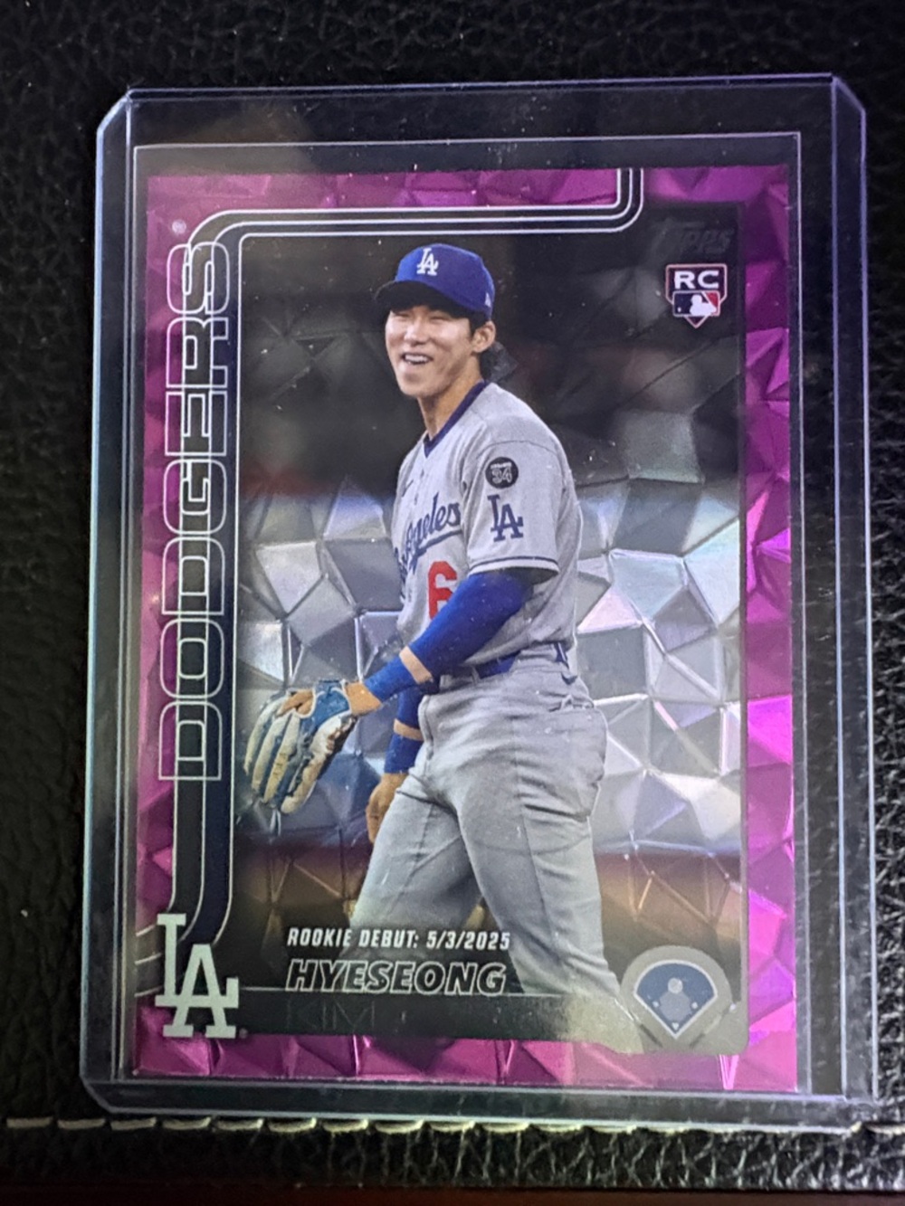Topps 2025 Dodgers Purple Pink Prism Hyeseong Rookie Card